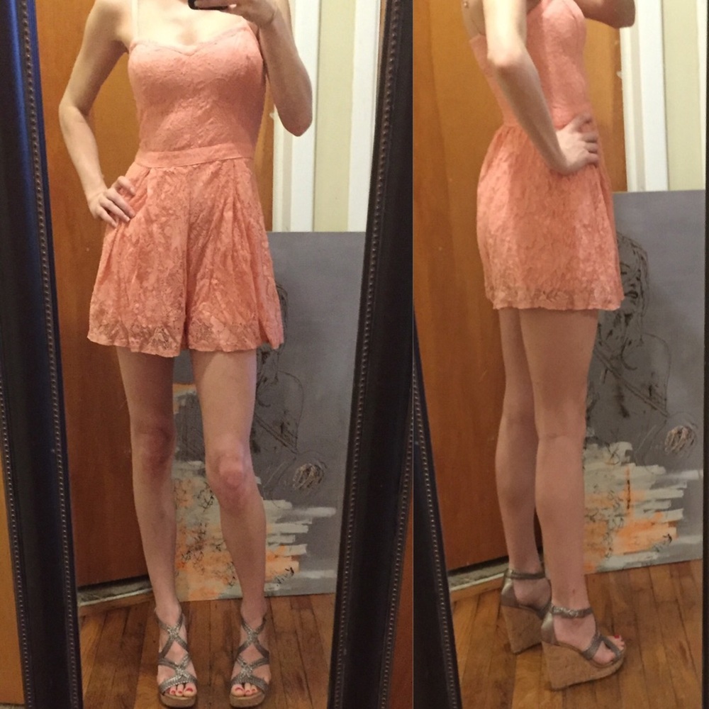 Feminine Hollister Peach Lace Retro Romper